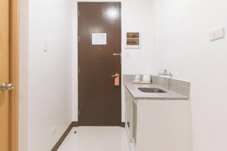 Dining Room 4