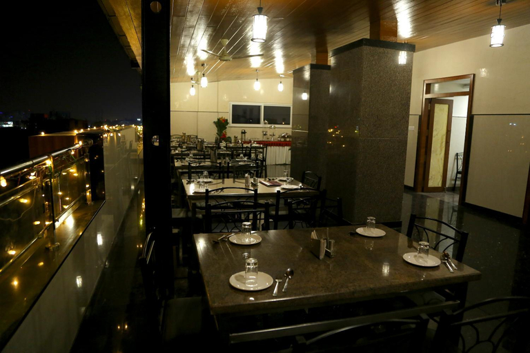 Food & Drinks 5, Hotel UT Elegance, Bangalore