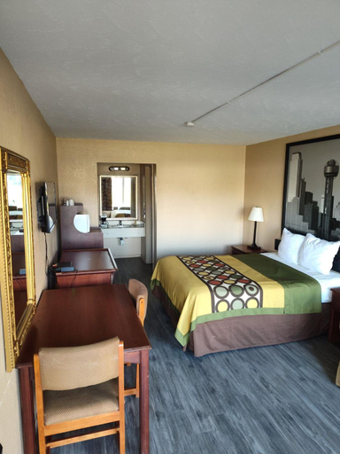 Bedroom 2, Arya Inn & Extended Stay, Gregg