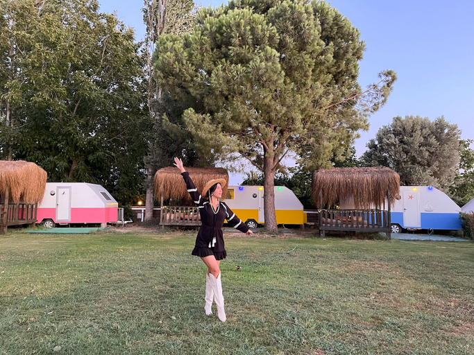 Exterior & Views 2, Mona Glamping Caravan Suites, Seferihisar