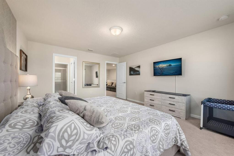 Bedroom 3, Amazing 5 Bedrooms Home With Pool/BBQ Near Disney, Osceola