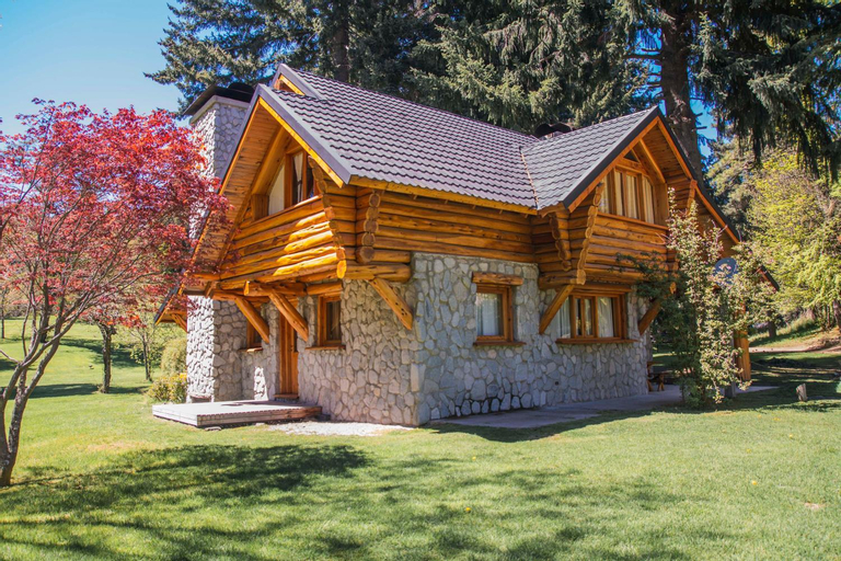 Exterior 13