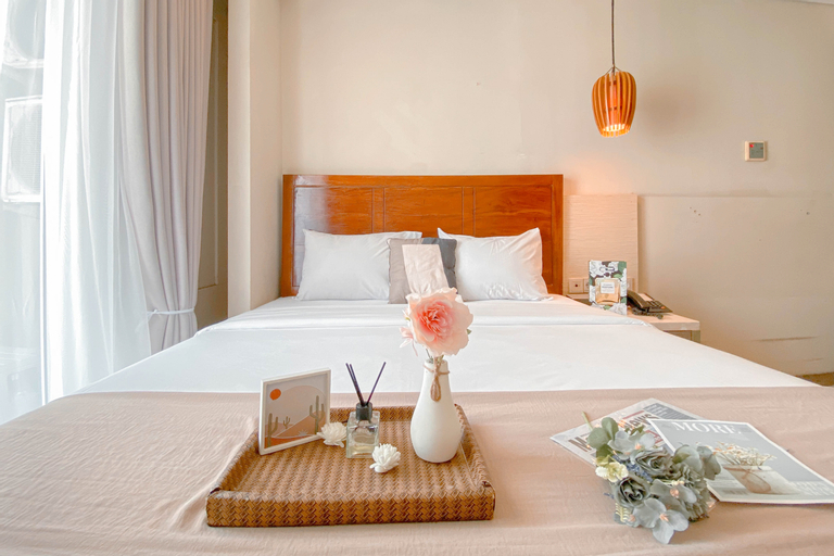 Bedroom 1, Good Place Studio at Grand Palace Kemayoran Apartment By Travelio, Central Jakarta