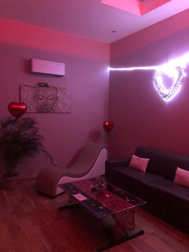 Others 5, L EDEN et sa love room avec balneotherapie, Val-de-Marne