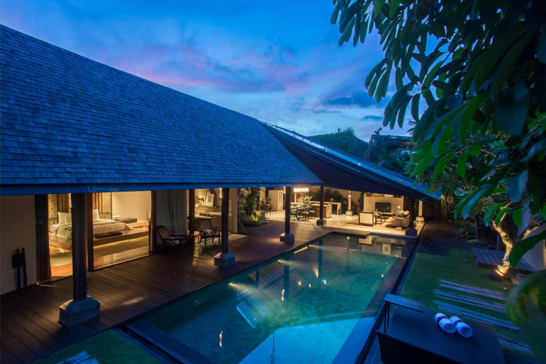 Swimming Pool 1