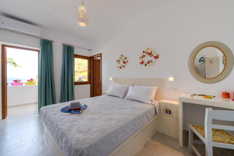 Bedroom 3, Moschatos Beach House, South Aegean