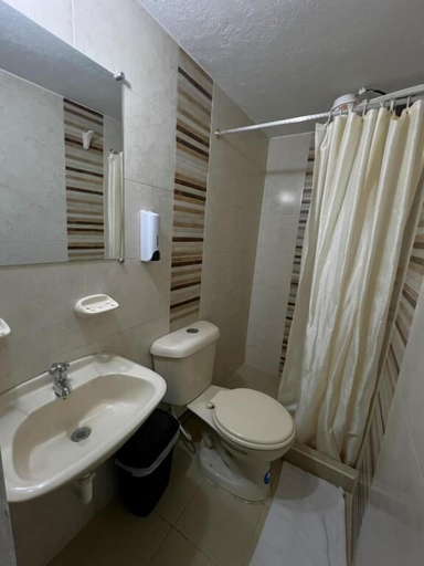 Bathroom 3, Anjali Hospedaje, Villa de Leyva