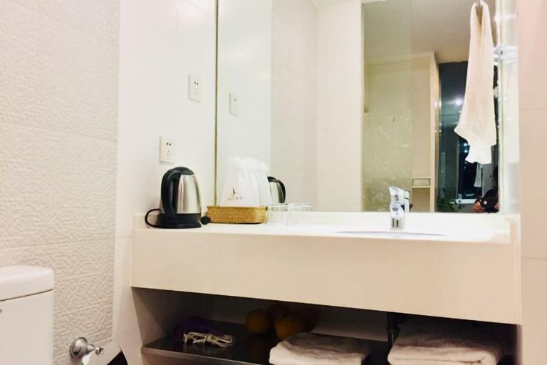 Bathroom 3, Nantong White-collar INN, Nantong