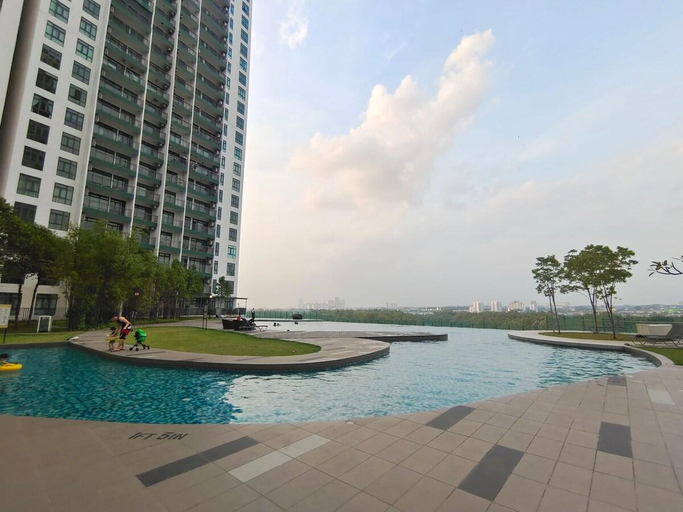 Sport & Beauty, 8Scape Cozy New Big Pool Suites By STAY, Johor Bahru