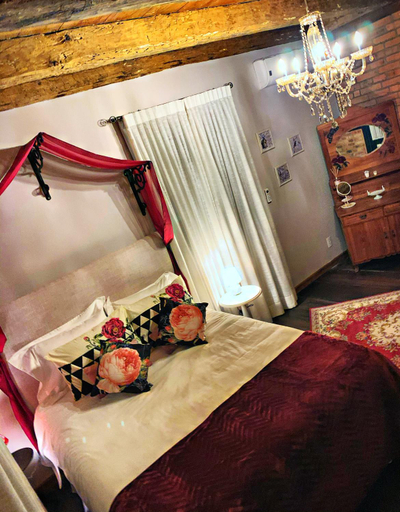 Bedroom 2, Aconchegante Casa de Hospedagem Enxaimel, Timbó