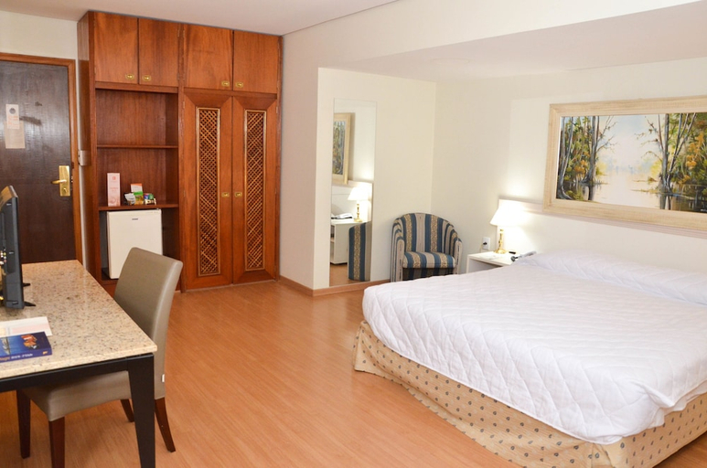 Bedroom 2, Hotel Embaixador, Porto Alegre