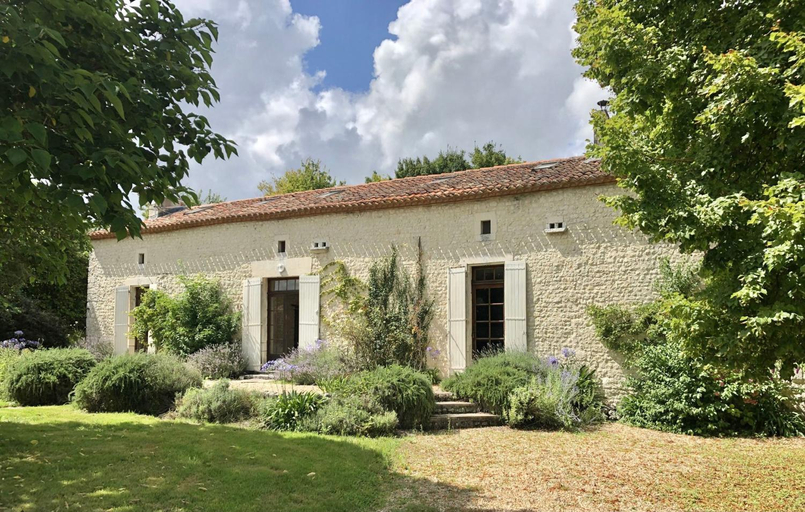 Exterior & Views 1, A l'ombre du Tilleul, Charente