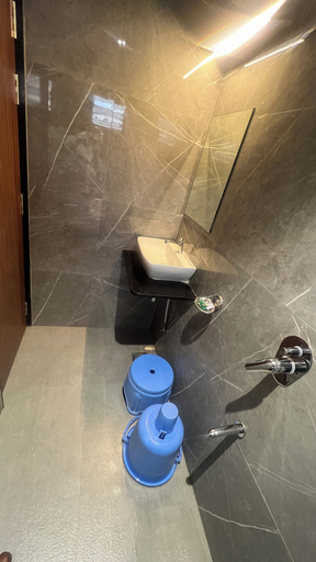 Bathroom 2, Hotel Suvarnam Residency, Ahmadnagar