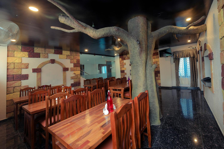 Food & Drinks, Thenmala Hormuz Inn, Kollam