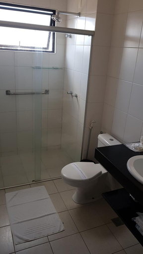 Bathroom 3, Lavras Apart Hotel, Lavras