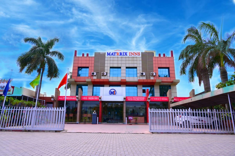 Exterior & Views 5, Matrix Inn Association With We Hotels, Pune