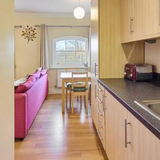 Room 4, Host Stay Nunnery Fields, Kent