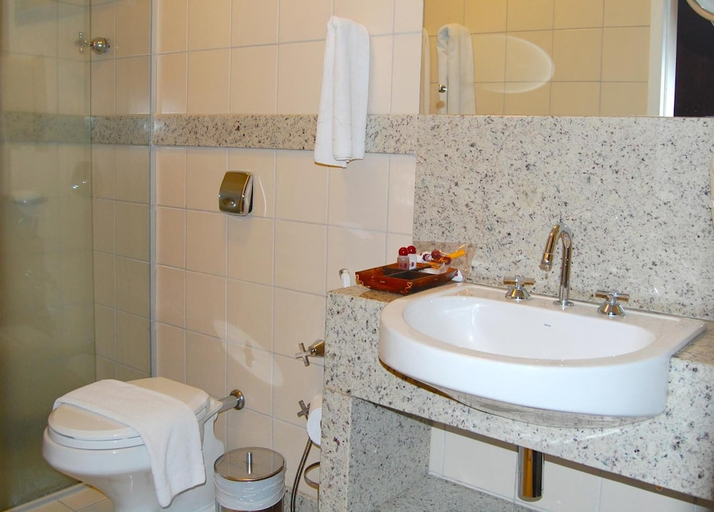 Bathroom 3, Hotel Manta, Pelotas