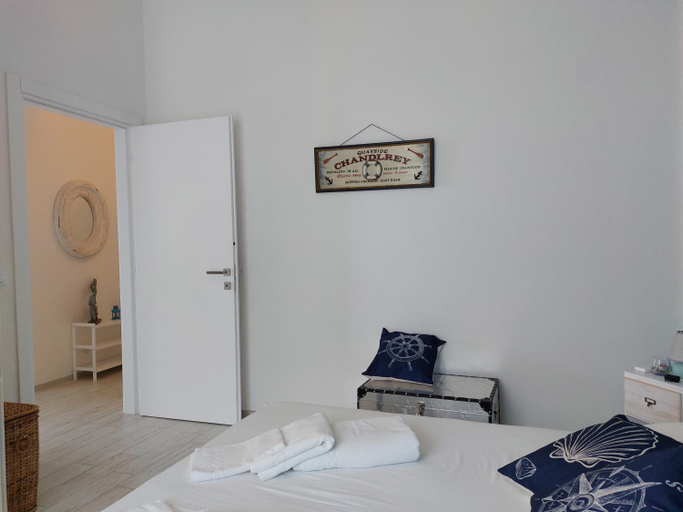 Una finestra sul mare Home 1, Savona
