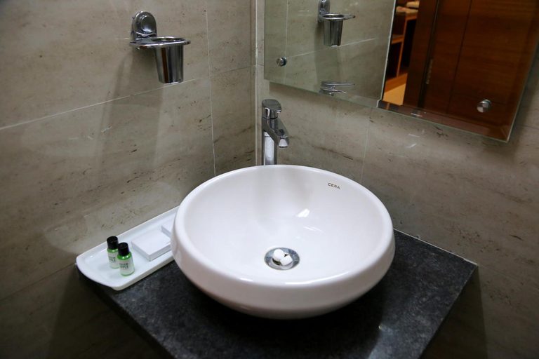 Bathroom 4, Hotel UT Elegance, Bangalore