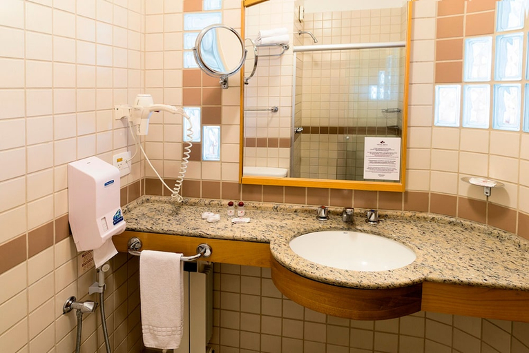 Bathroom, Laghetto Siena, Gramado
