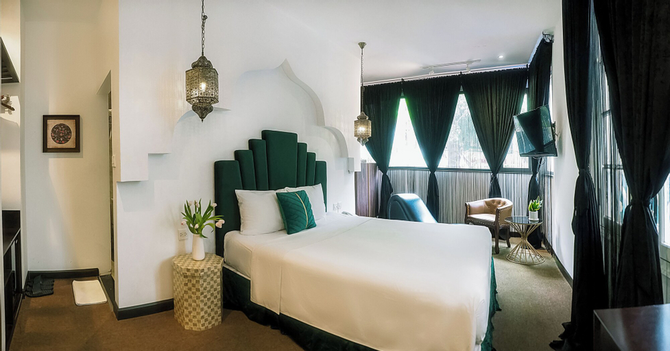 Bedroom 16