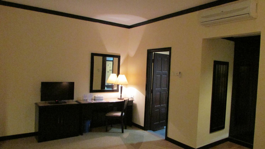 Bedroom 6