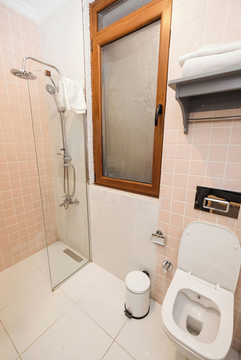 Bathroom 5, La Vera, Fethiye