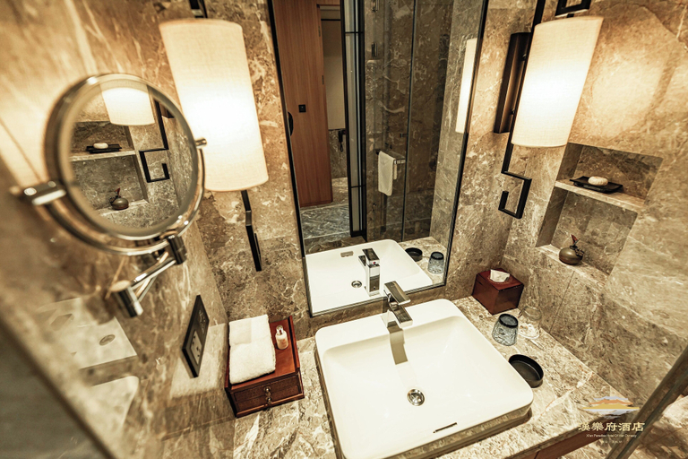 Bathroom 4, Xi'an Paradise Hotel of Han Dynasty, Xi'an