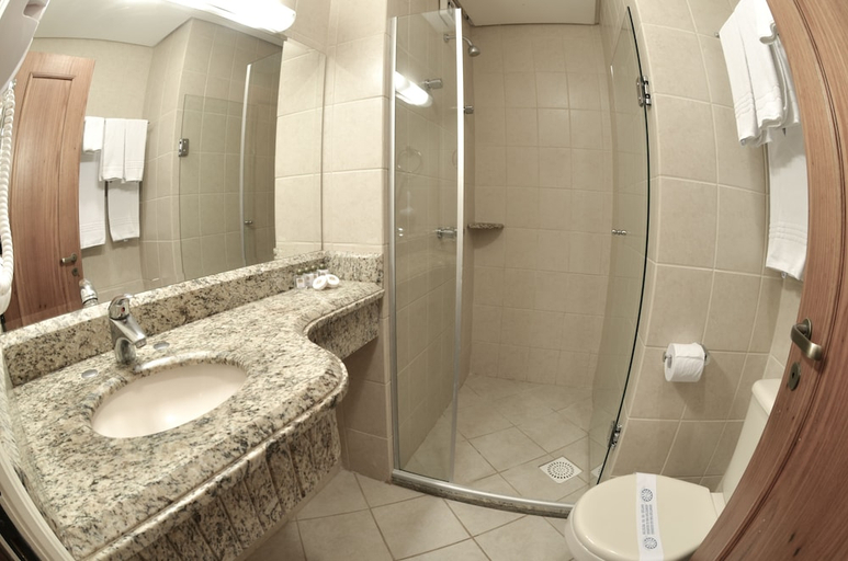 Bathroom 3, Hotel Renascenca, Gramado