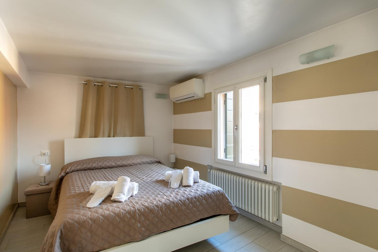 Bedroom 2, Corte del Tintor Apartments, Venezia
