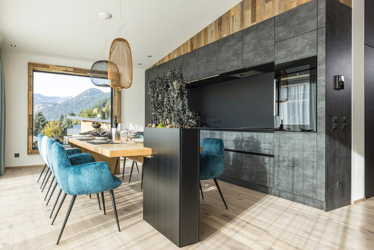 Others 4, Perfect Lodgings Panorama, Schwaz