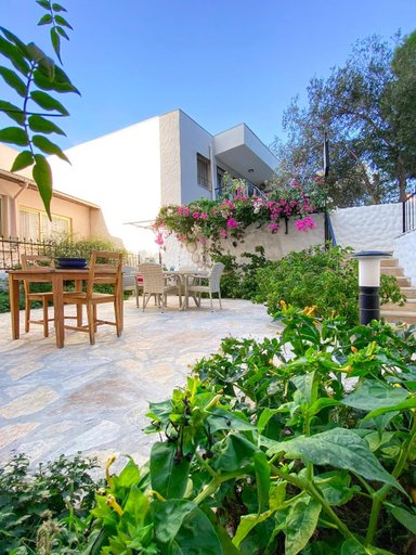 Others 4, Azize Palas Apart Otel, Çeşme