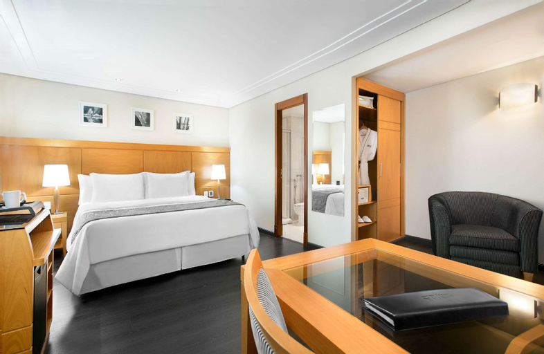 Bedroom 25