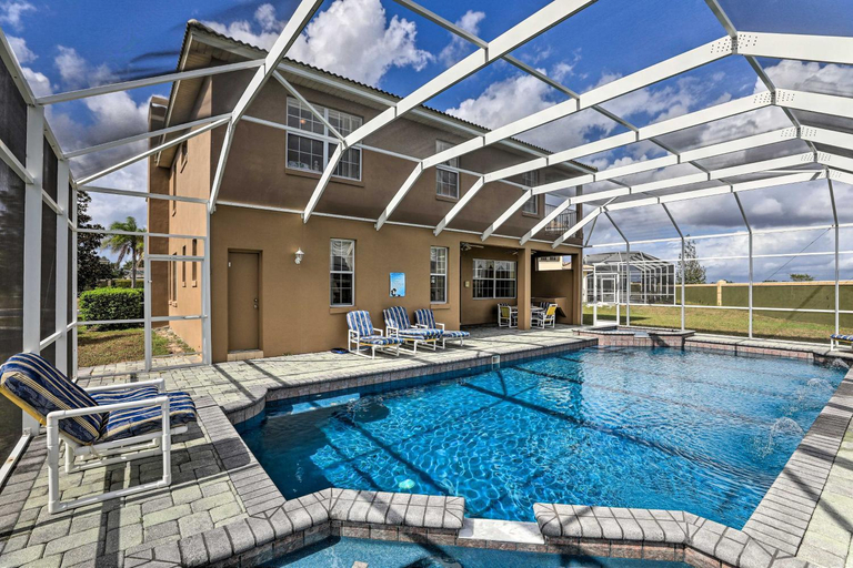 Others 2, 9 Mi to Parks: Disney Area Home w/ Pool & Spa!, Polk