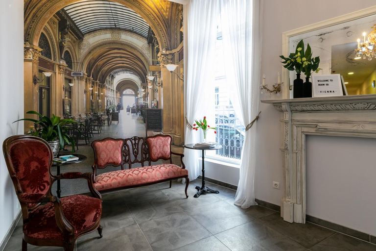 Public Area 3, Room 55, Wien
