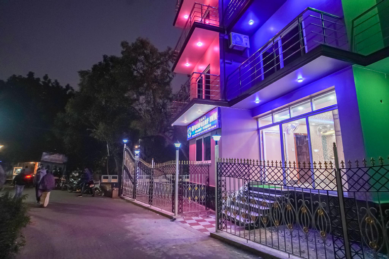 River Leaf Inn, North 24 Parganas