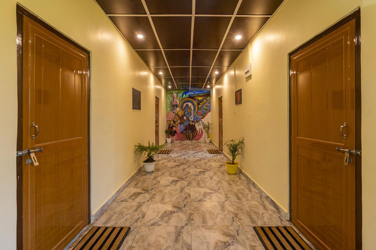 Public Area 2, Zostel Homes Harabhag, Jogindernagar, Mandi