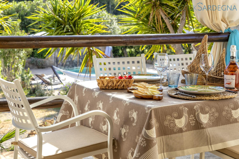Others 2, Maison du Bonheur Exclusive Retreat for Peace of Mind, Sassari