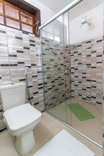 Bathroom 4, Sitio de Praia, Porto Seguro