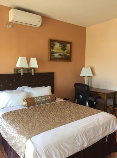 Bedroom 2, Park Hotel, Limón