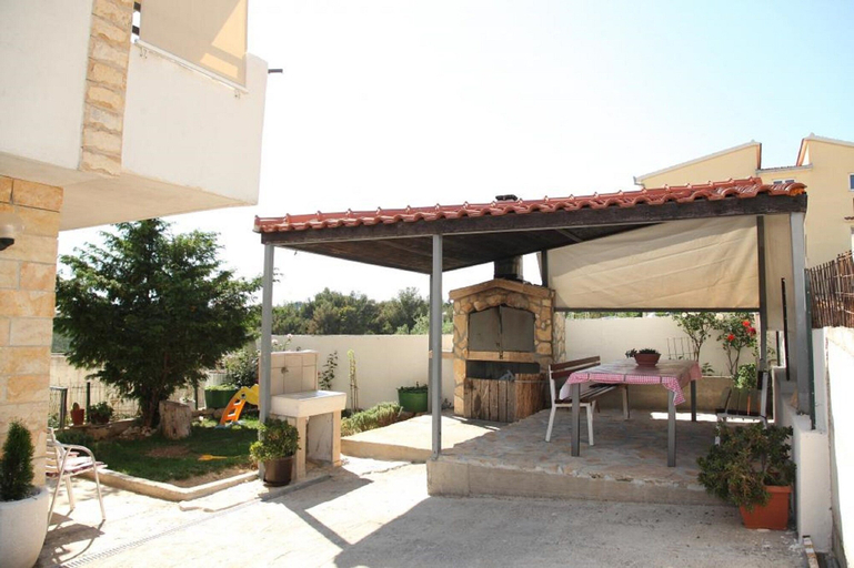 Exterior & Views, Apartment Toma, Solin