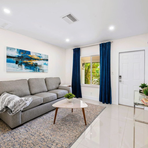 Interior 2, Uhost AI 1B Retreat Fully Equipped w Patio, Broward