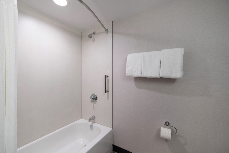 Bathroom 4, Courtyard Providence Lincoln, Providence