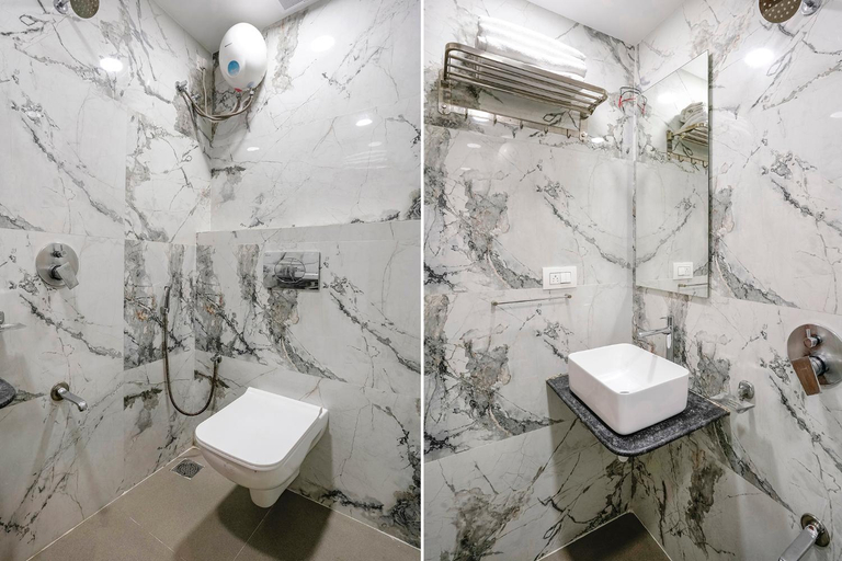 Bathroom 3, Hotel Affari, Mumbai Suburban