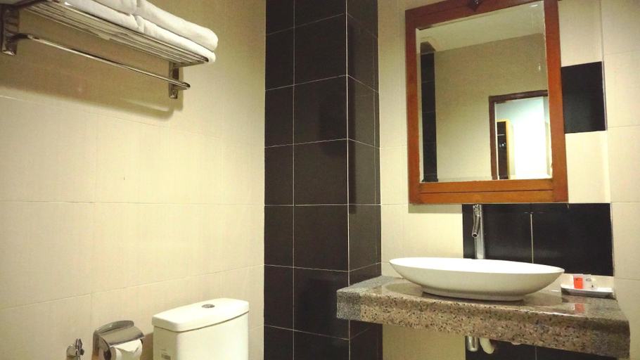 Bathroom 3