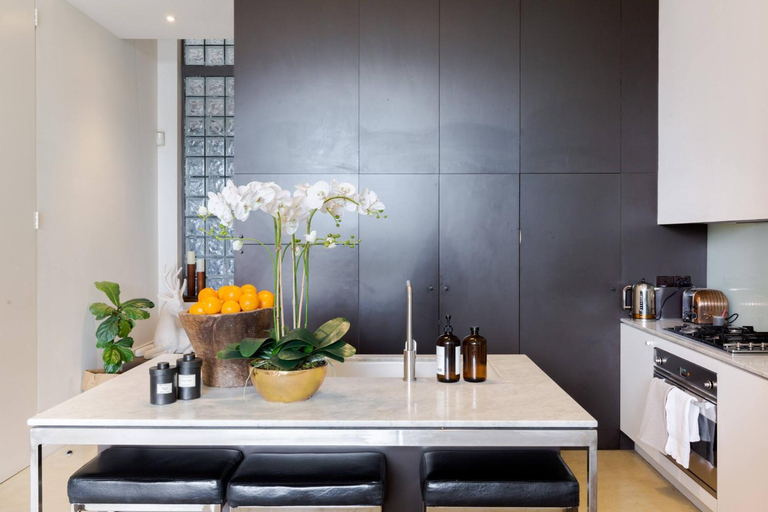 5, Architectural Home, Pool Oasis/ Steps from Trendy Chapel St., Melbourne