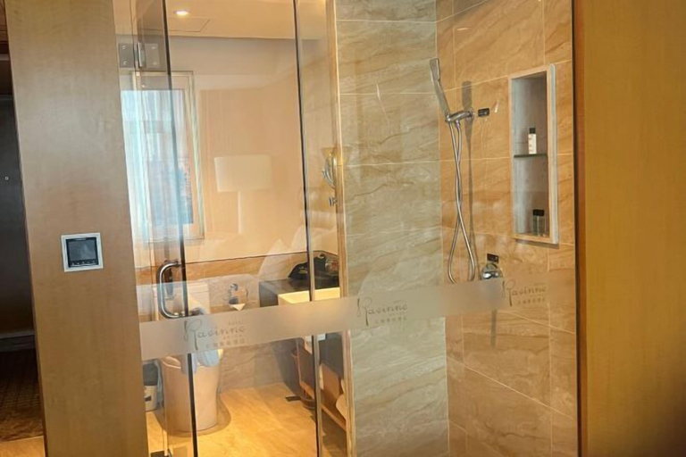 Bathroom 4, Beihai Hyatt Hotel (high-speed railway station store), Beihai