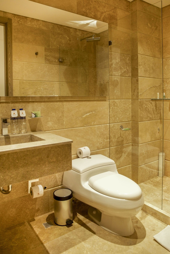 Bathroom 5, GHL Arsenal Hotel, Cartagena de Indias