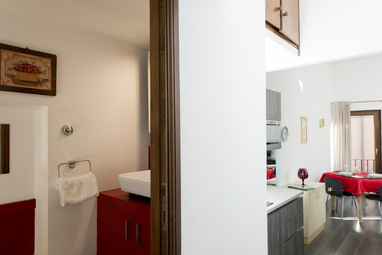 Others 5, Saint Caterina House - Campo de Fiori, Rome